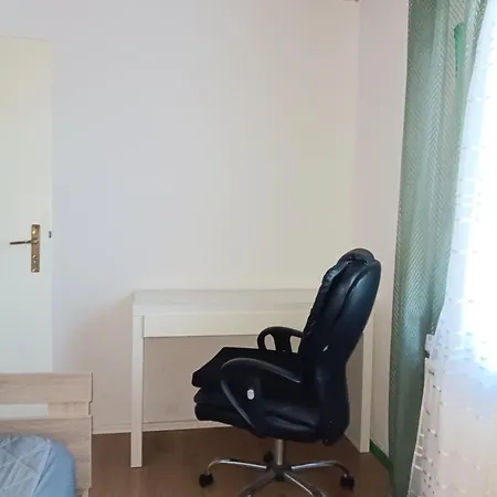 Charmante - Erste Etage Apartment *