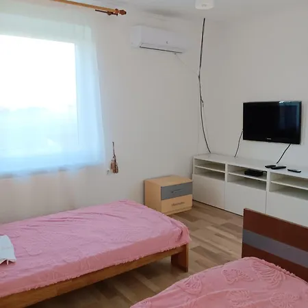 Charmante - Erste Etage *