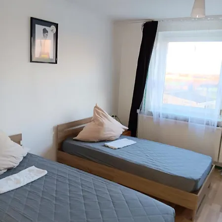 Charmante - Erste Etage *